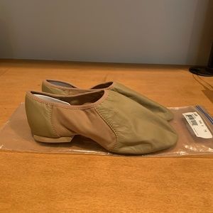 Bloch Adult Neo-Flex Jazz Shoes (Tan)